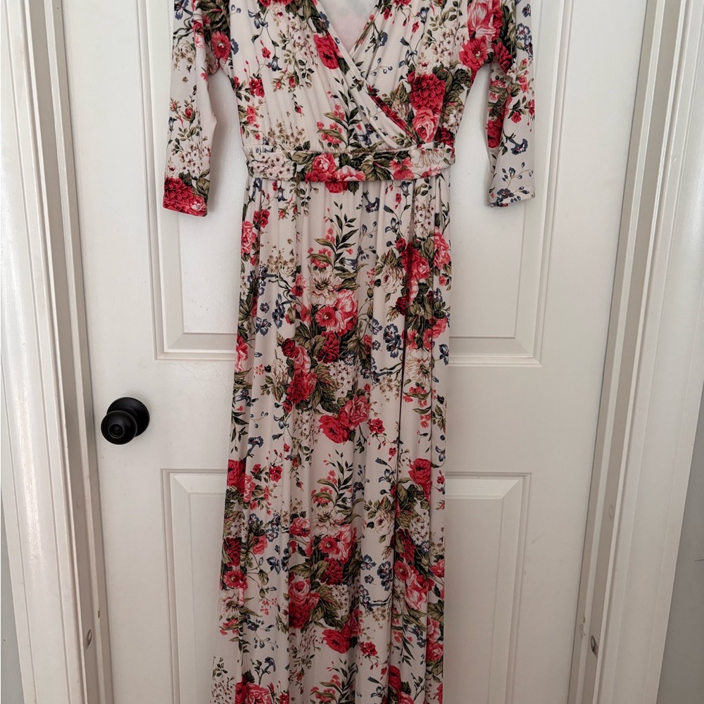 Pink blush Floral Maxi Dress with V-Neck